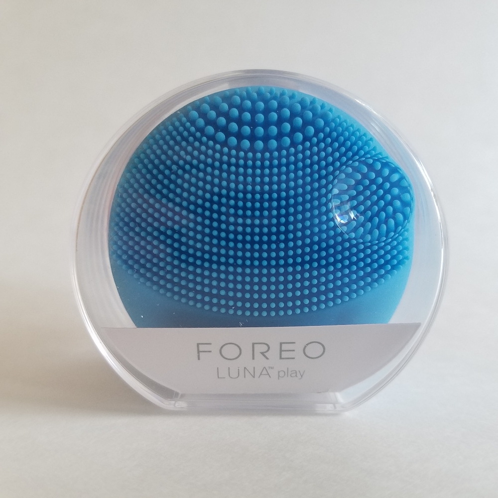FOREO LUNA play Facial T-Sonic Cleansing Device Aquamarine Blue Brand New Sealed